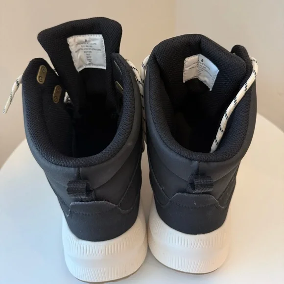 Universal Thread Black Winter Boots - Picture 6 of 8